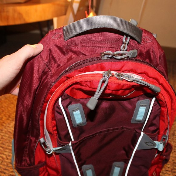 Eddie Bauer adventurer 30L pack - Picture 4 of 7